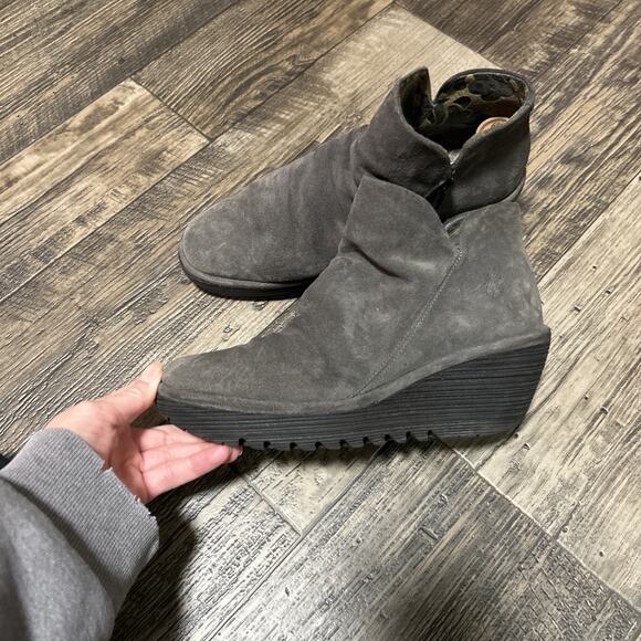 Fly London 39 Size 8 8.5 US Graphite Gray Yip Zip Leather Wedge Ankle Boots - Picture 4 of 11